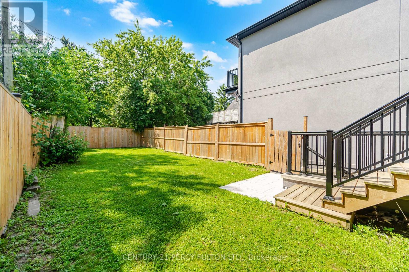 195 DANFORTH ROAD - 45