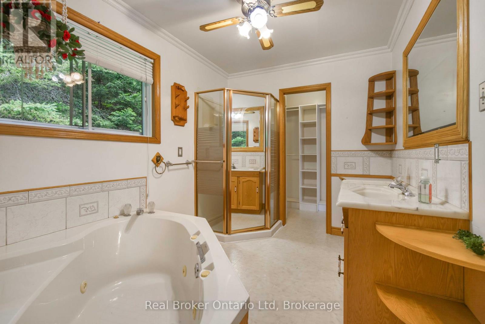 339486 PRESQU'ILE ROAD - 26