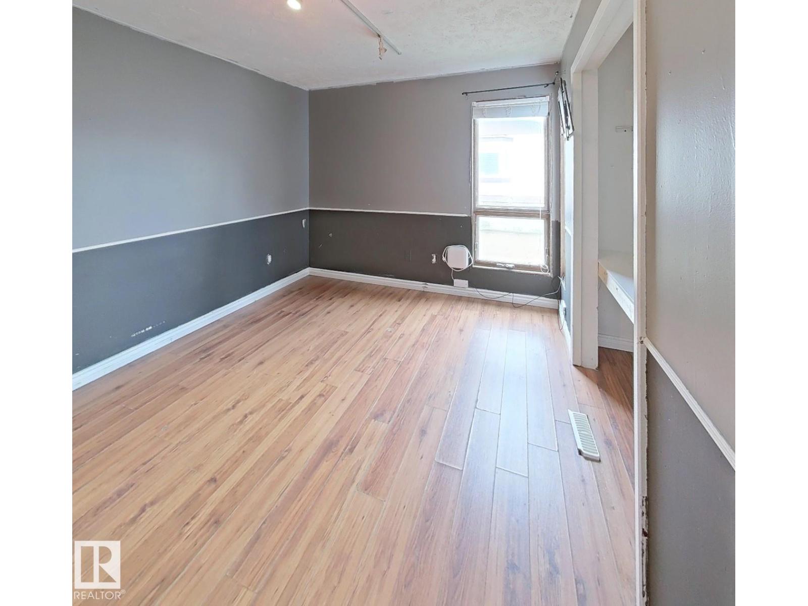122 HARRISON DR NW - 23