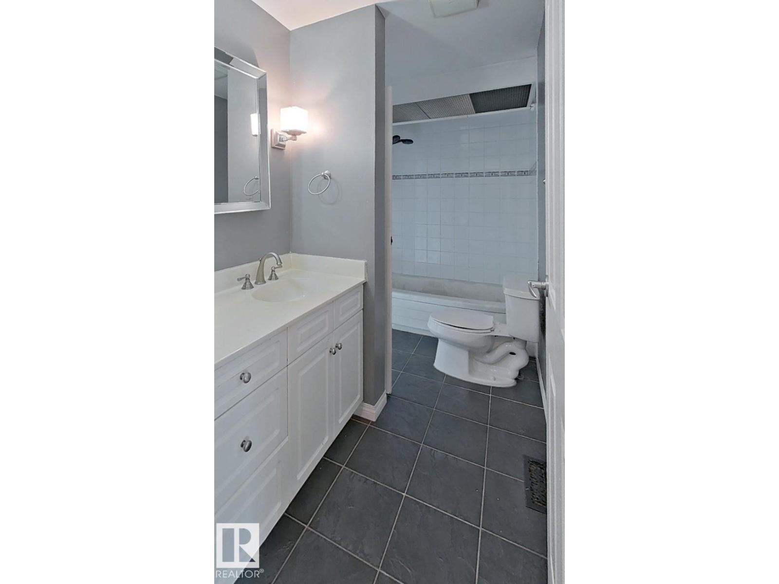 122 HARRISON DR NW - 31