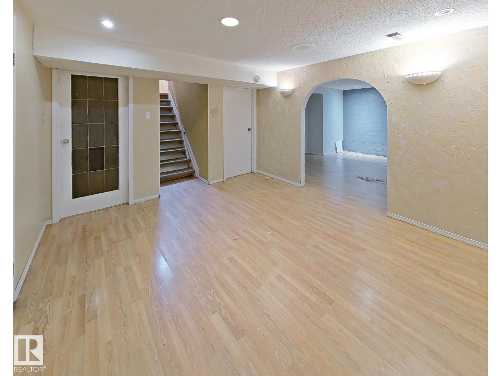 122 HARRISON DR NW - 37