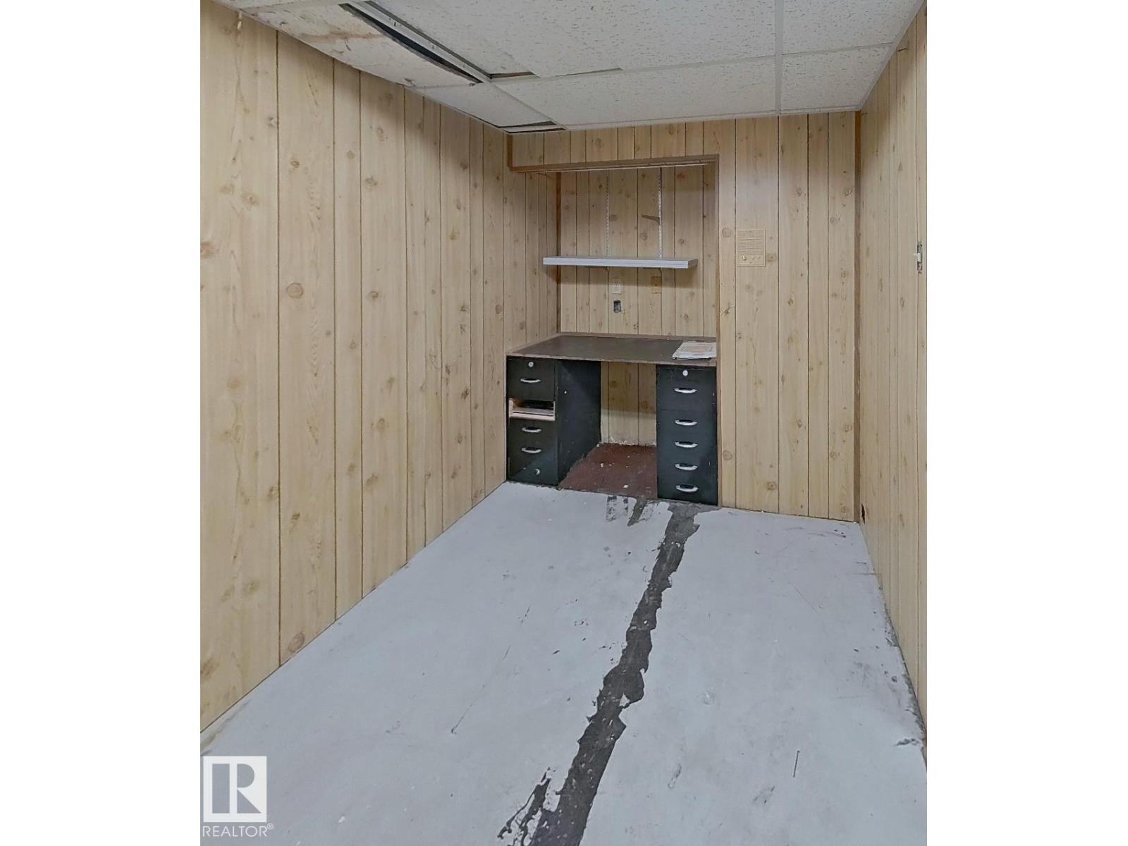 122 HARRISON DR NW - 47
