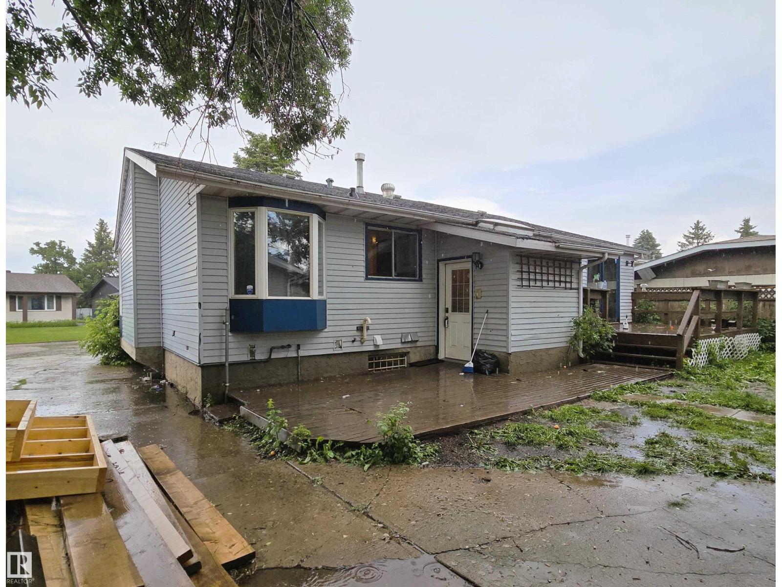 122 HARRISON DR NW - 56