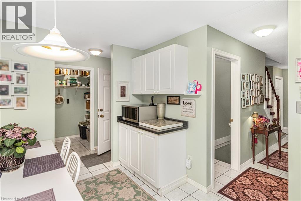 10 RICHVIEW Drive - 18