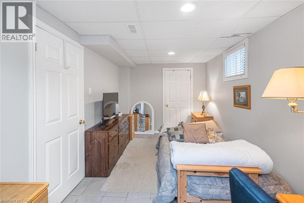 10 RICHVIEW Drive - 36