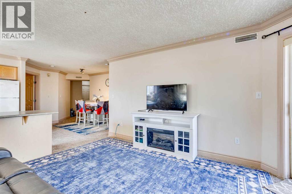 2204, 38 Riedel Street — photo 8