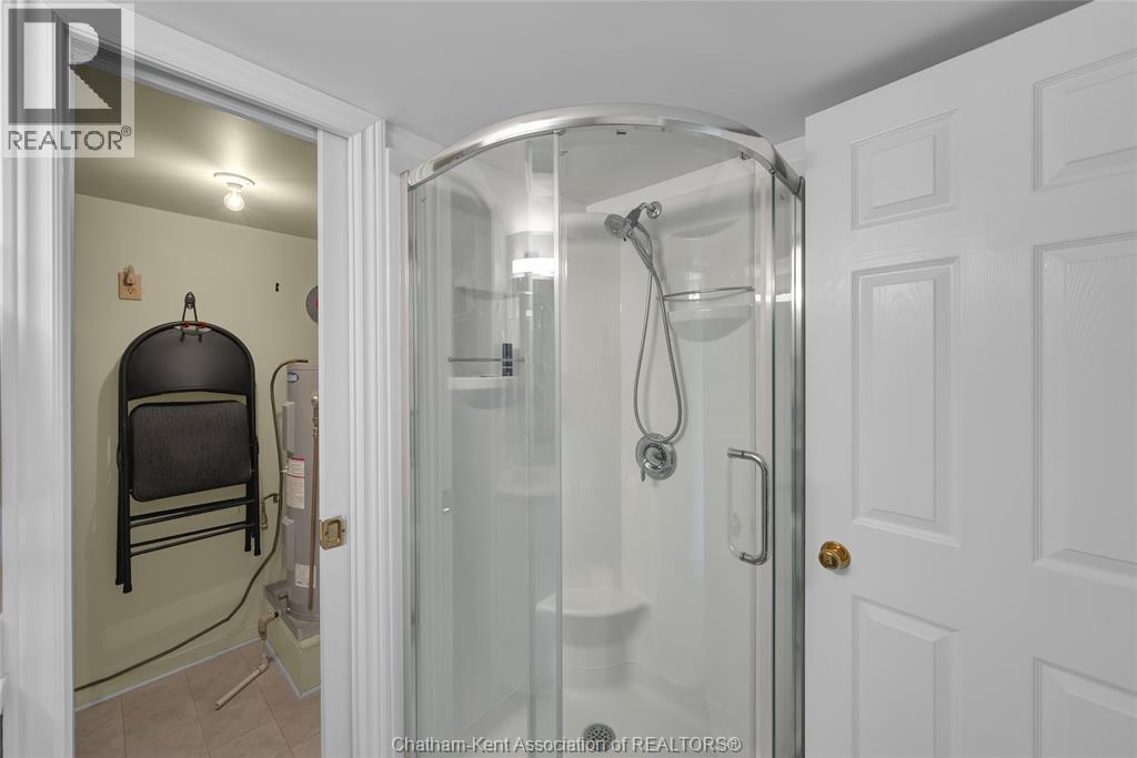 #1001 10 Van Allen AVENUE - 17