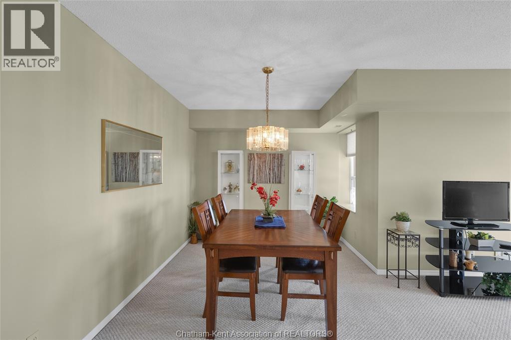 #1001 10 Van Allen AVENUE - 30