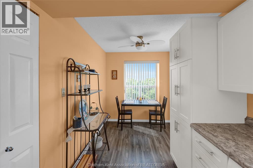 #1001 10 Van Allen AVENUE - 37