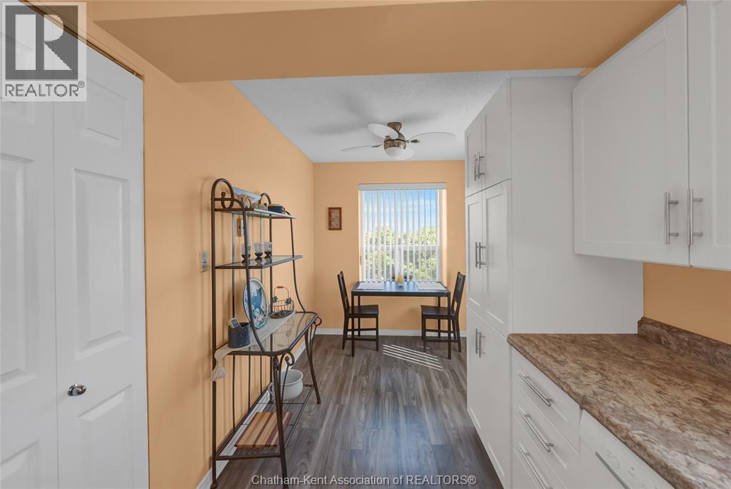 #1001 10 Van Allen AVENUE - 43