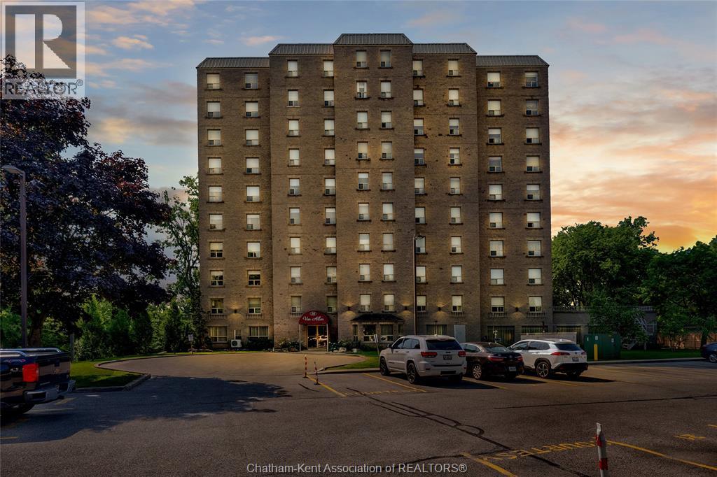 #1001 10 Van Allen AVENUE - 49