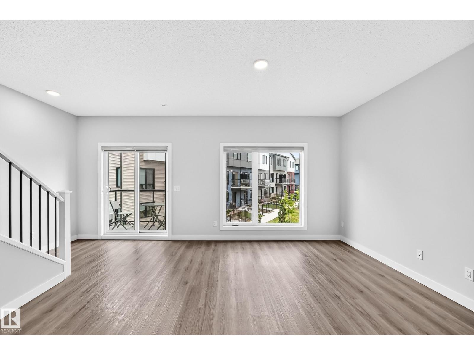 #82 11910 35 AV SW - 16