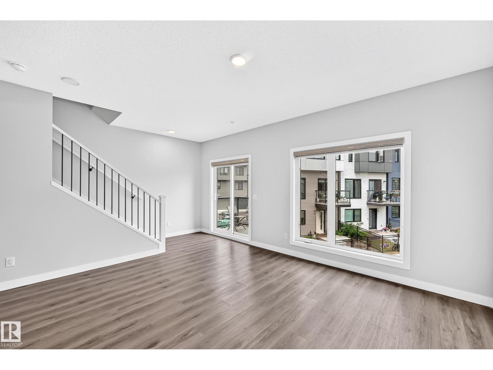 #82 11910 35 AV SW - 17