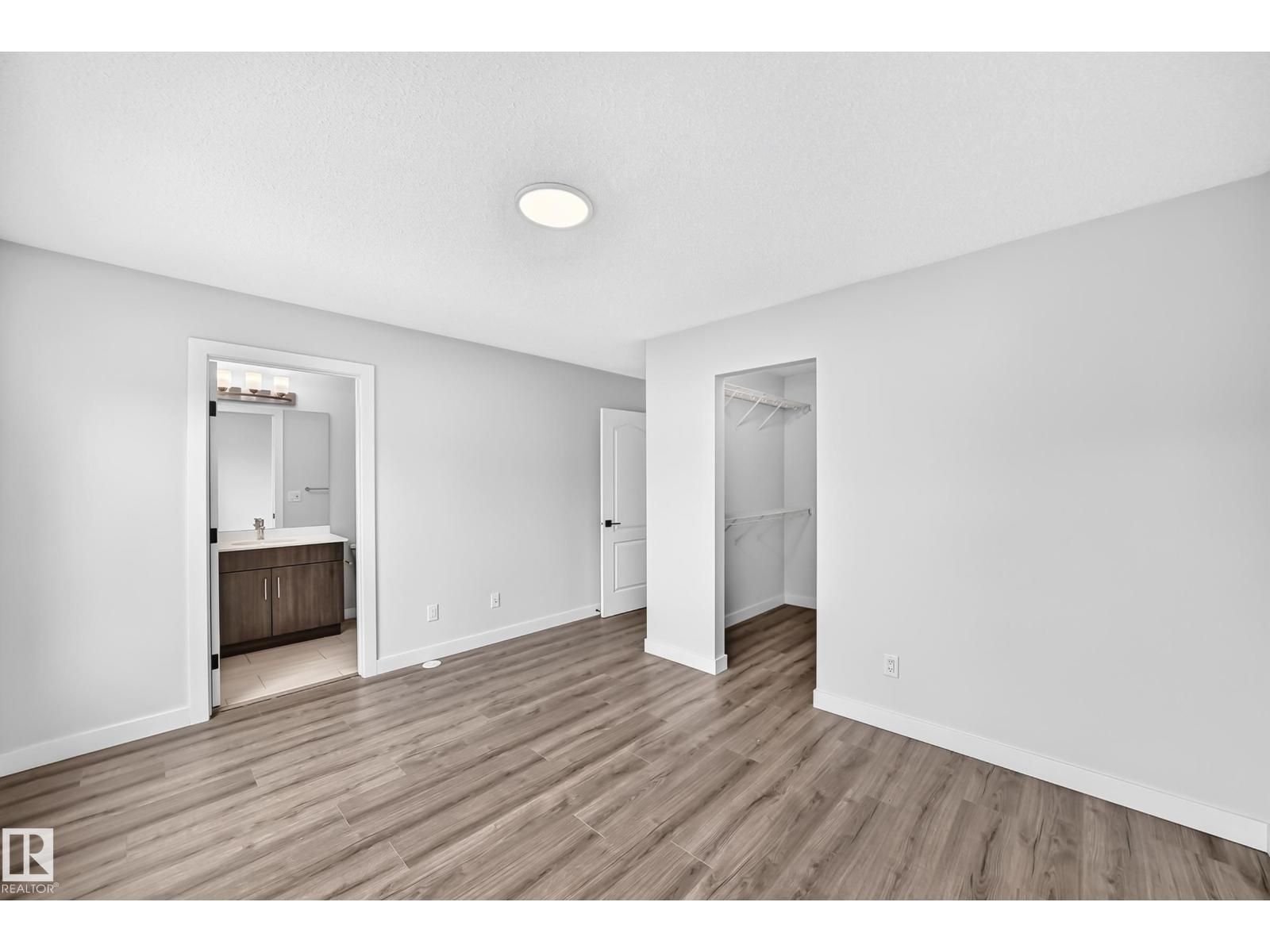 #82 11910 35 AV SW - 25