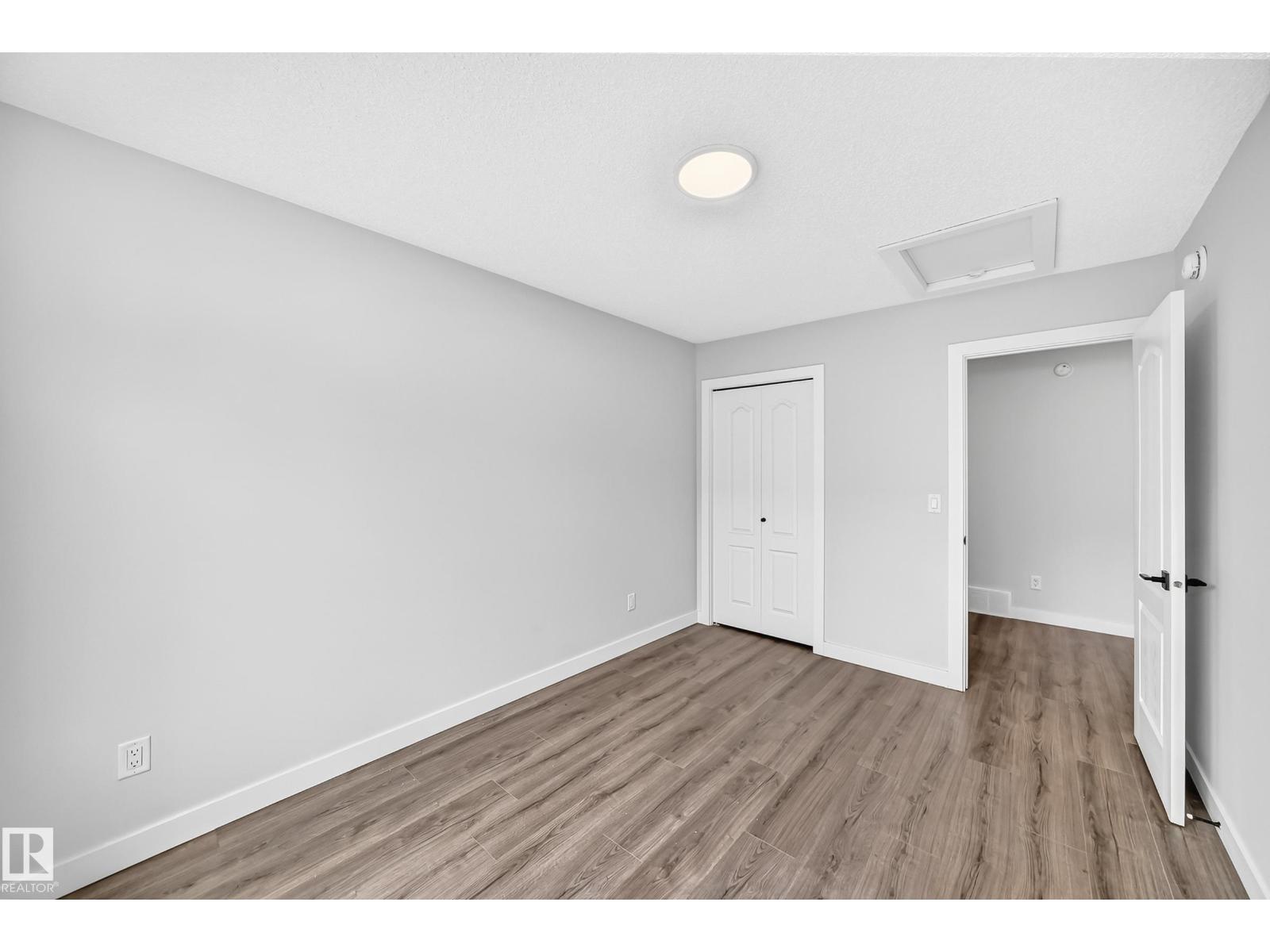 #82 11910 35 AV SW - 30