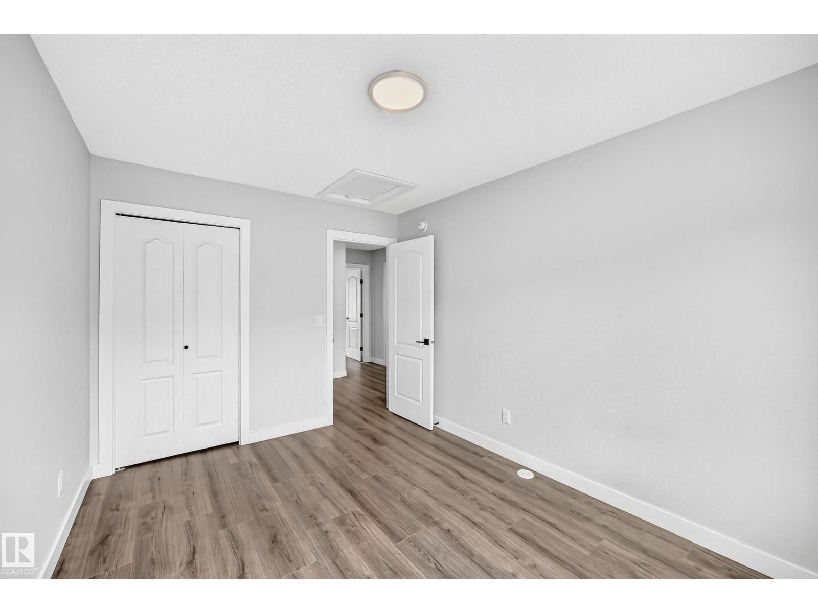 #82 11910 35 AV SW - 31