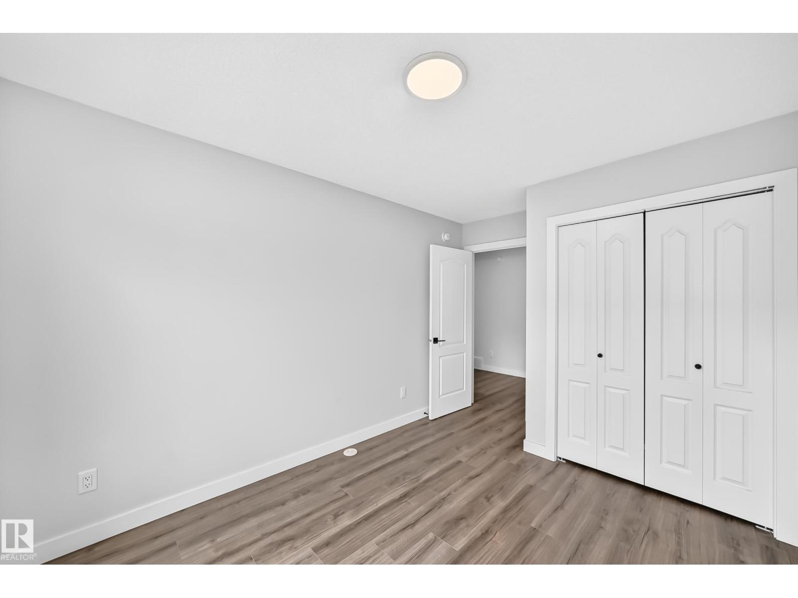 #82 11910 35 AV SW - 34