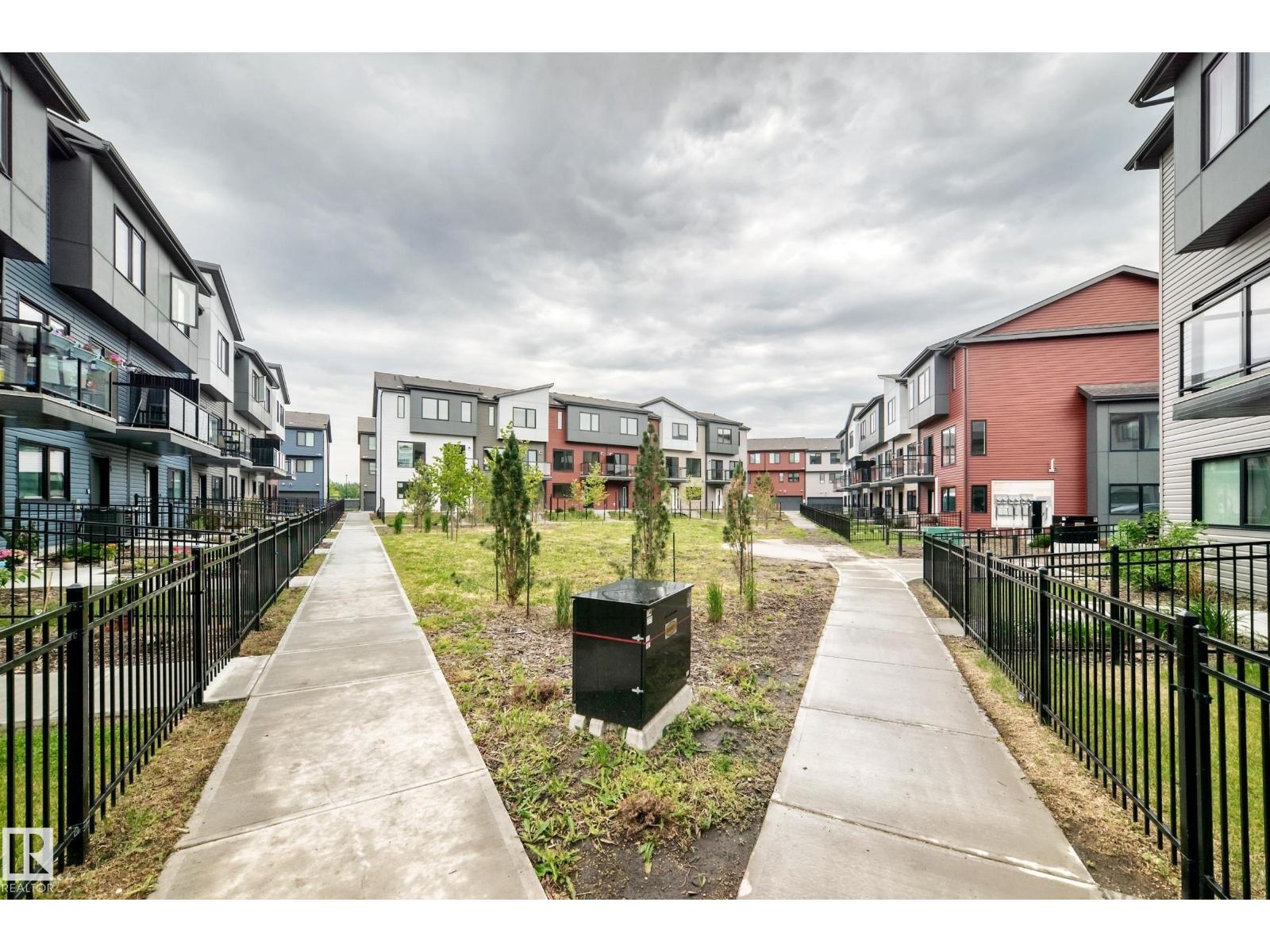 #82 11910 35 AV SW - 47
