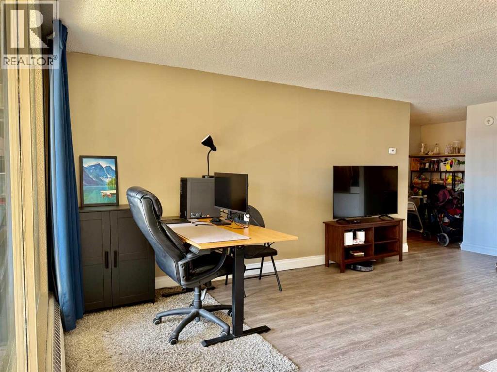 #511 221 6 Avenue SE - 21