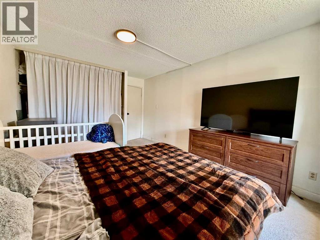 #511 221 6 Avenue SE - 25