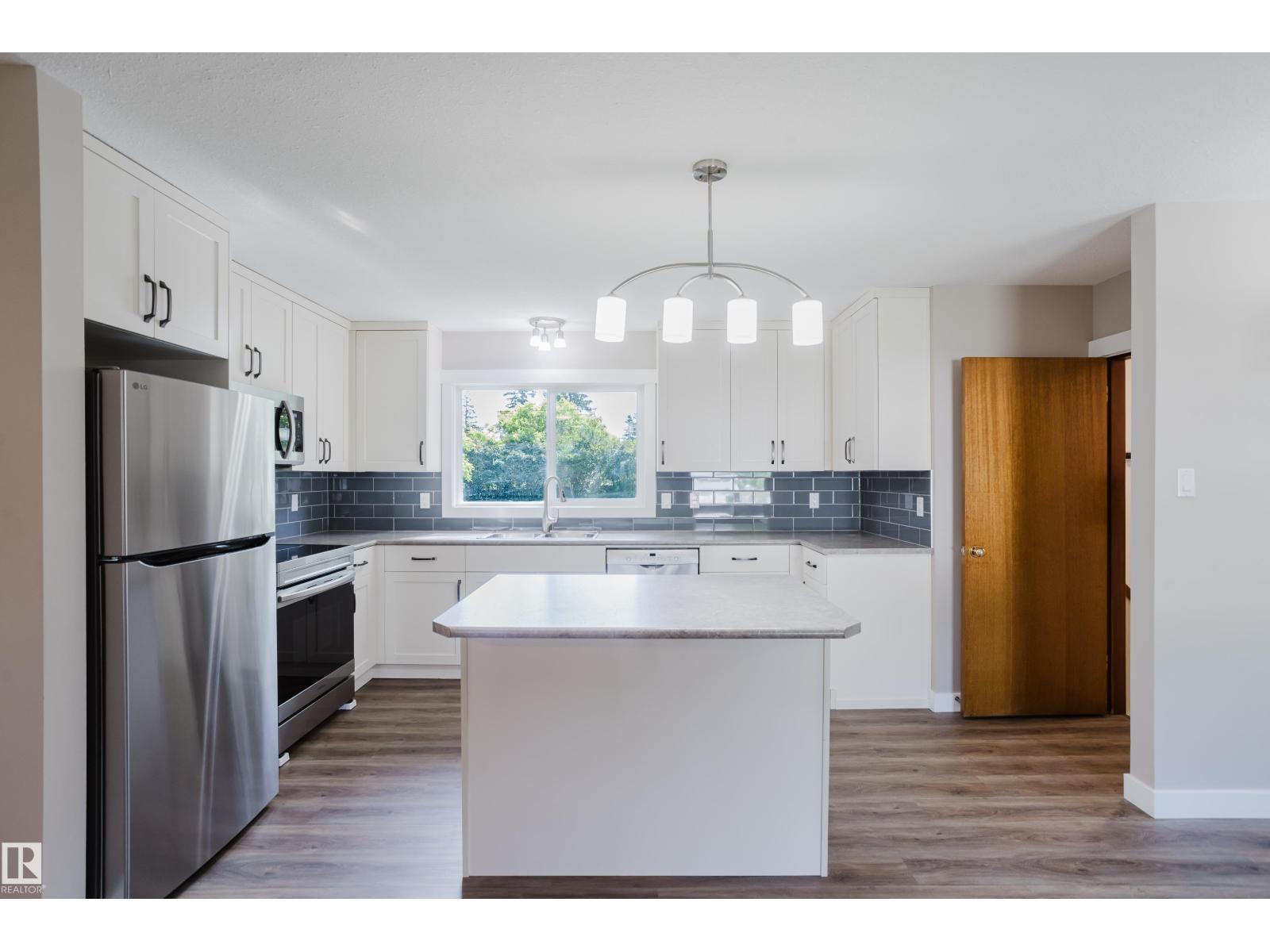 102 PINE ST — photo 7
