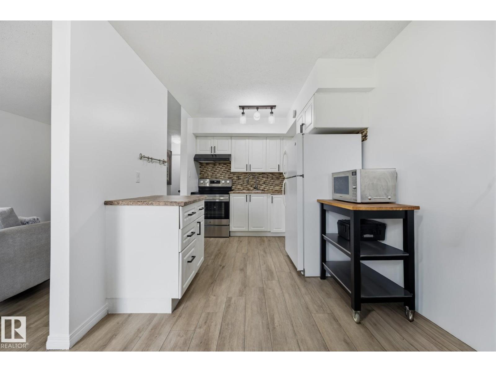 #105 16428 109 ST NW - 16