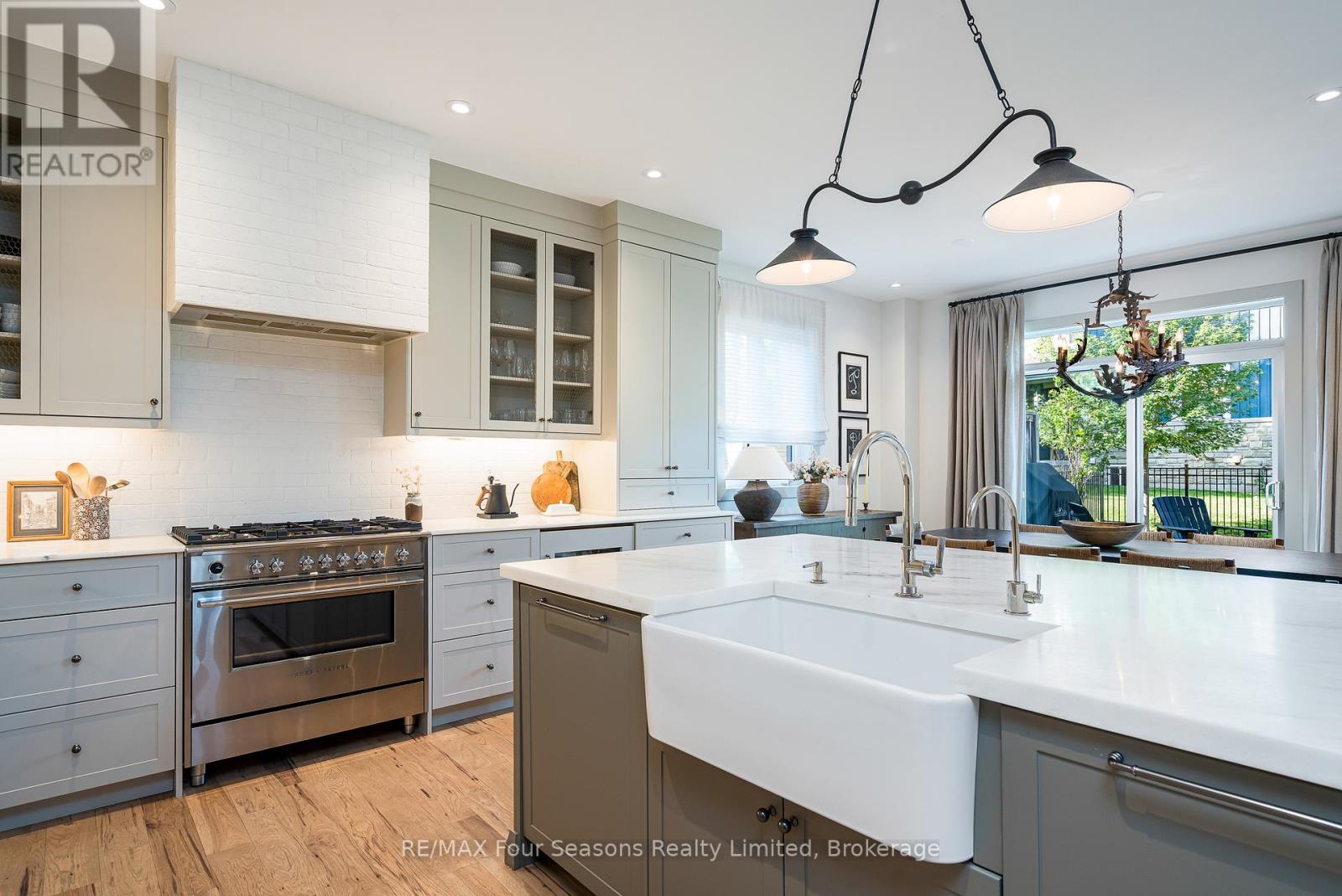 124 BIRCHES BOULEVARD - Image 10
