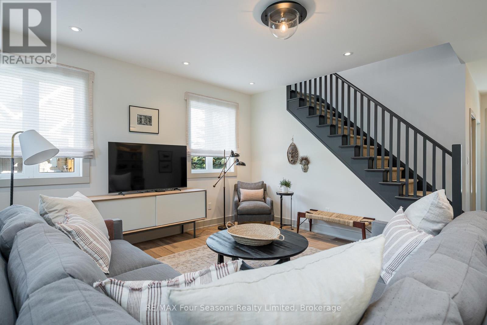 124 BIRCHES BOULEVARD - Image 20