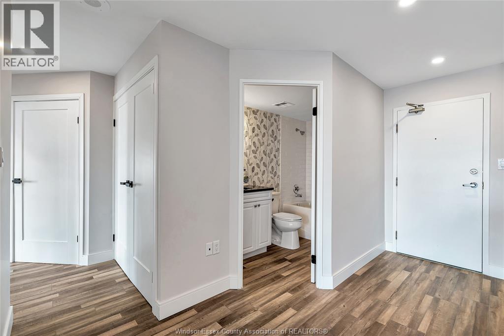 #1902 75 RIVERSIDE DRIVE East - 14