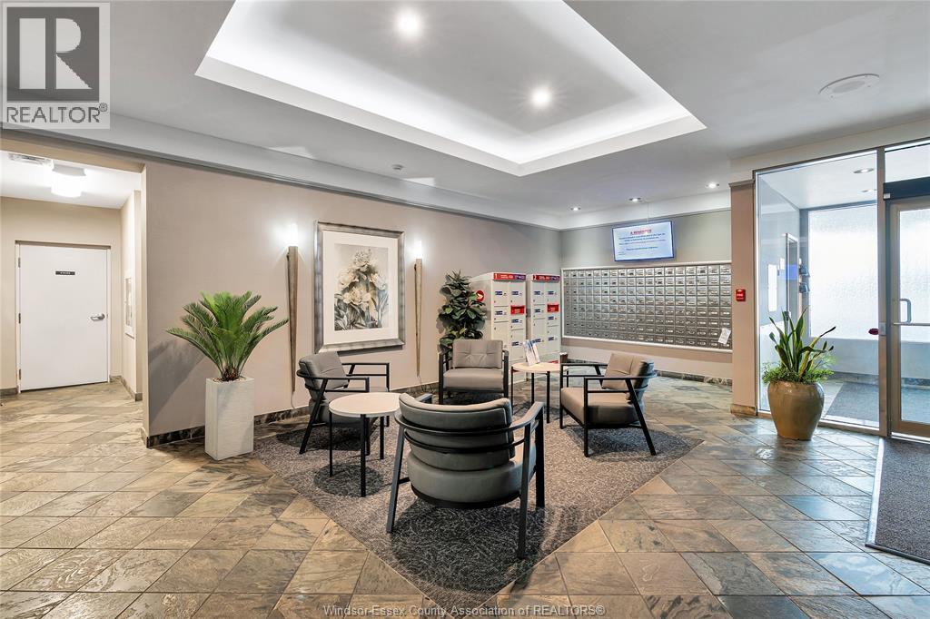 #1902 75 RIVERSIDE DRIVE East - 30