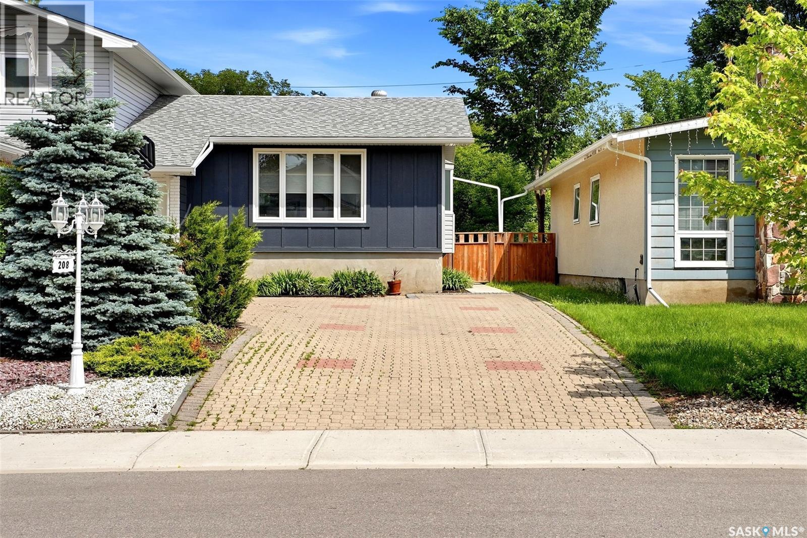 208 Habkirk DRIVE — photo 49
