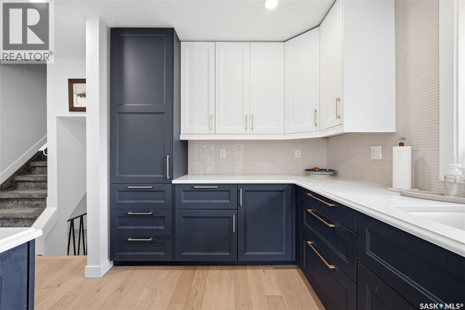 208 Habkirk DRIVE — photo 7