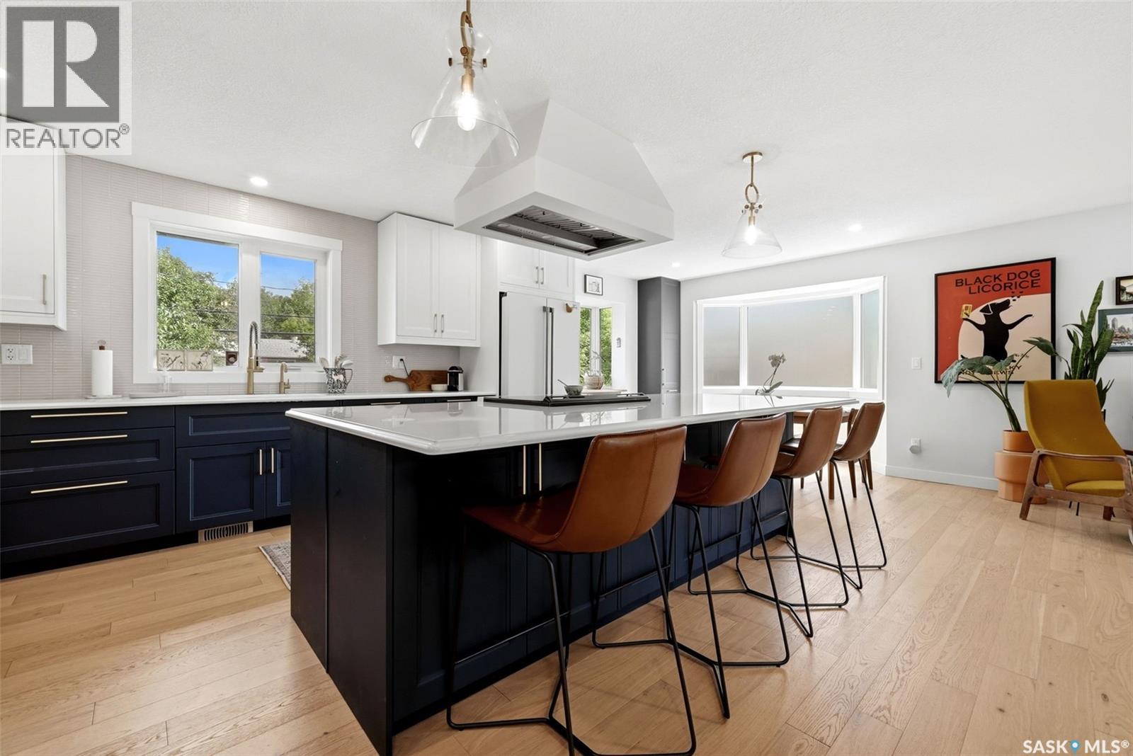 208 Habkirk DRIVE — photo 9