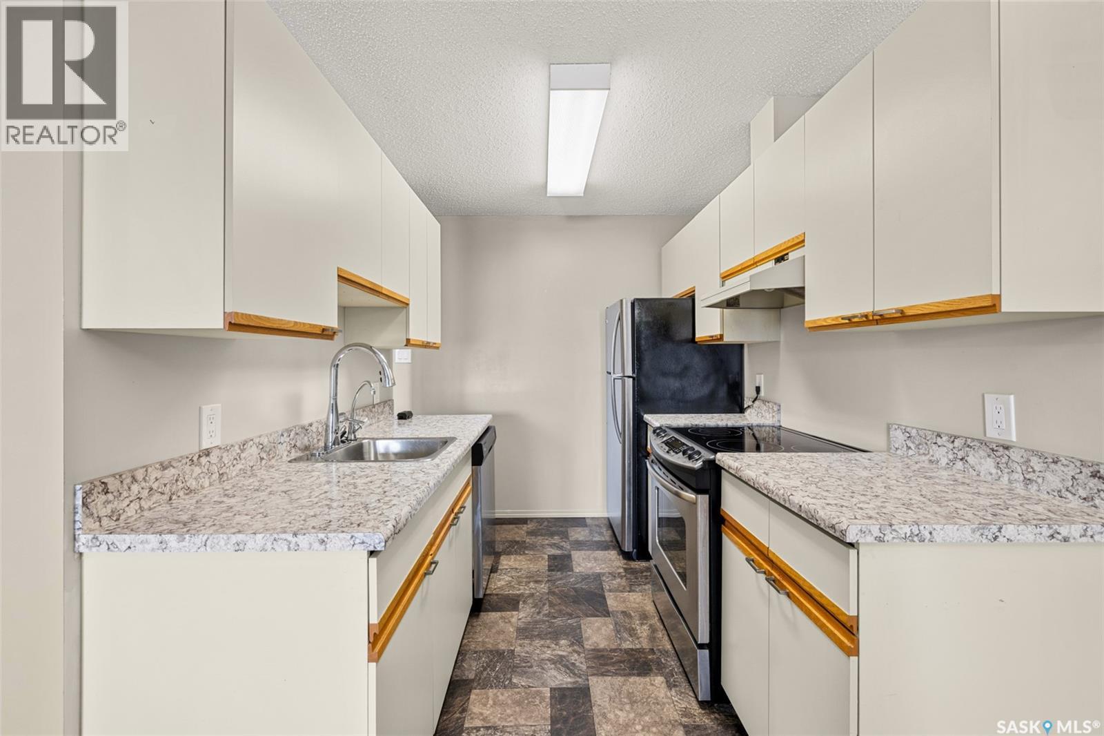 #114 3410 Park STREET - 12