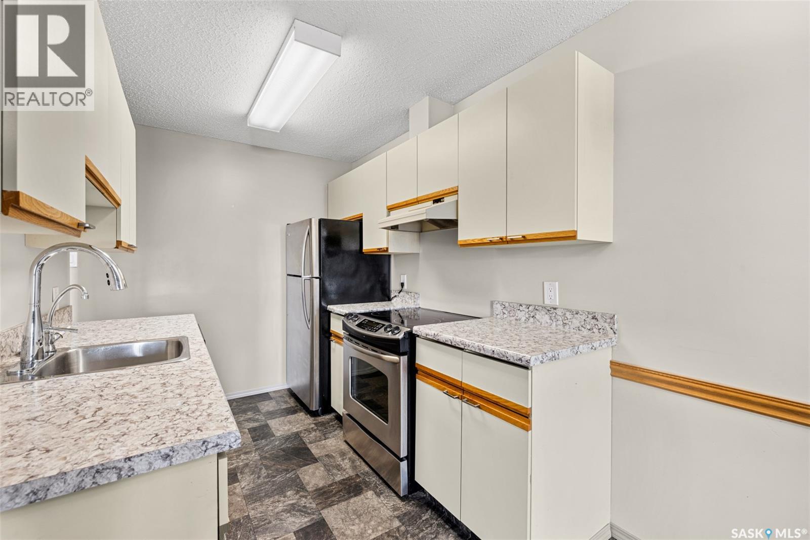 #114 3410 Park STREET - 14