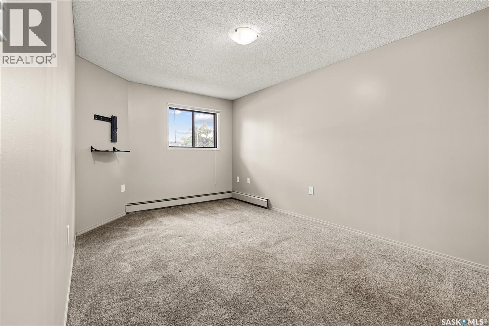 #114 3410 Park STREET - 21