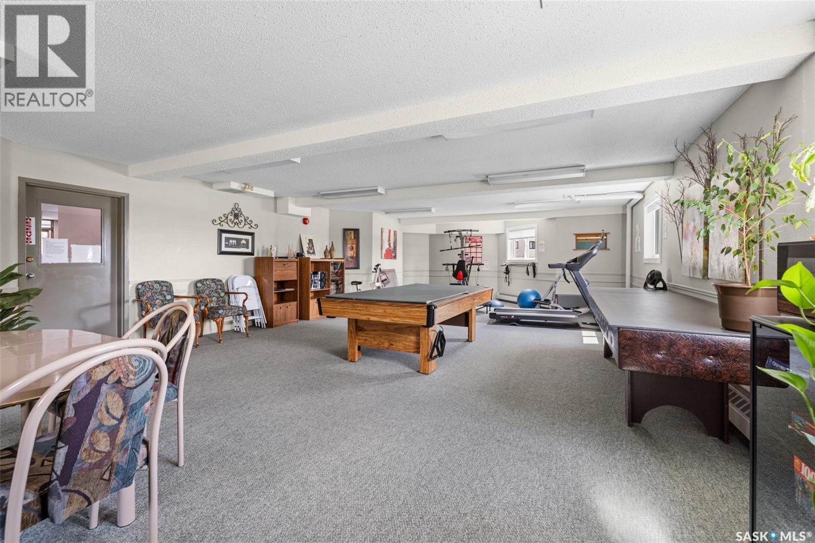 #114 3410 Park STREET - 26
