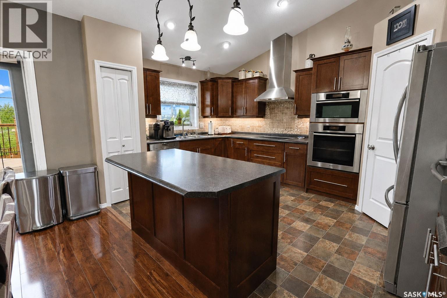 22 Gillingham CRESCENT - 6