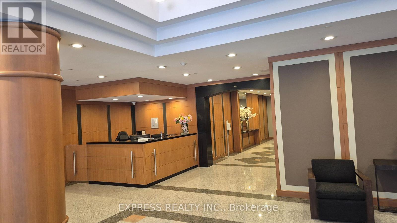 #1107 256 DORIS AVENUE - 2