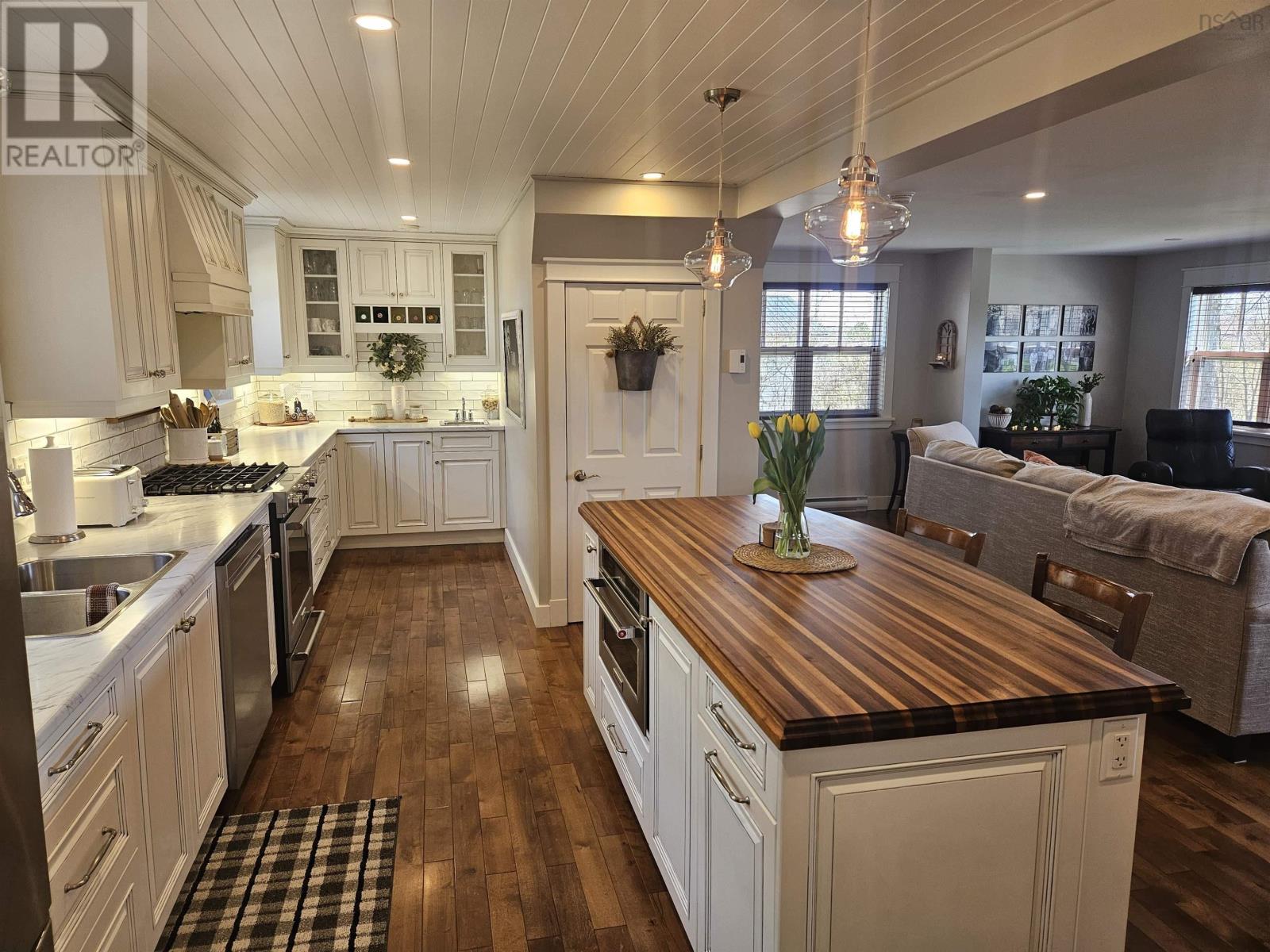 1829 Black River Road - 14