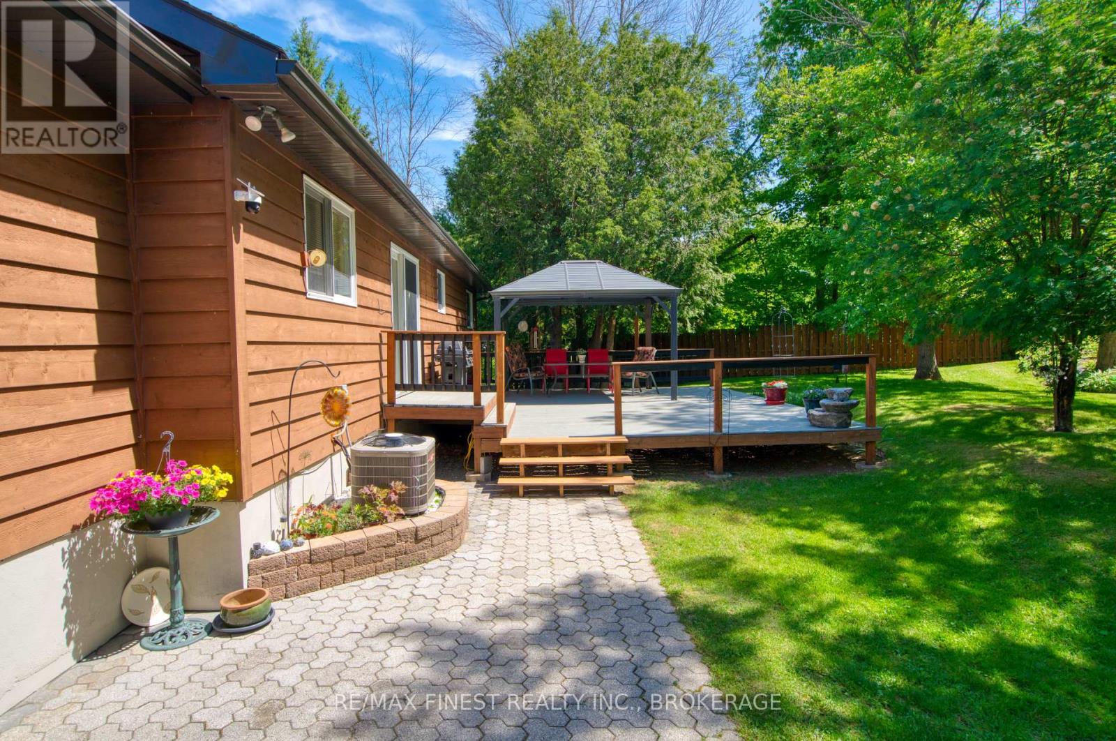 5895 DAVEY DRIVE - 29