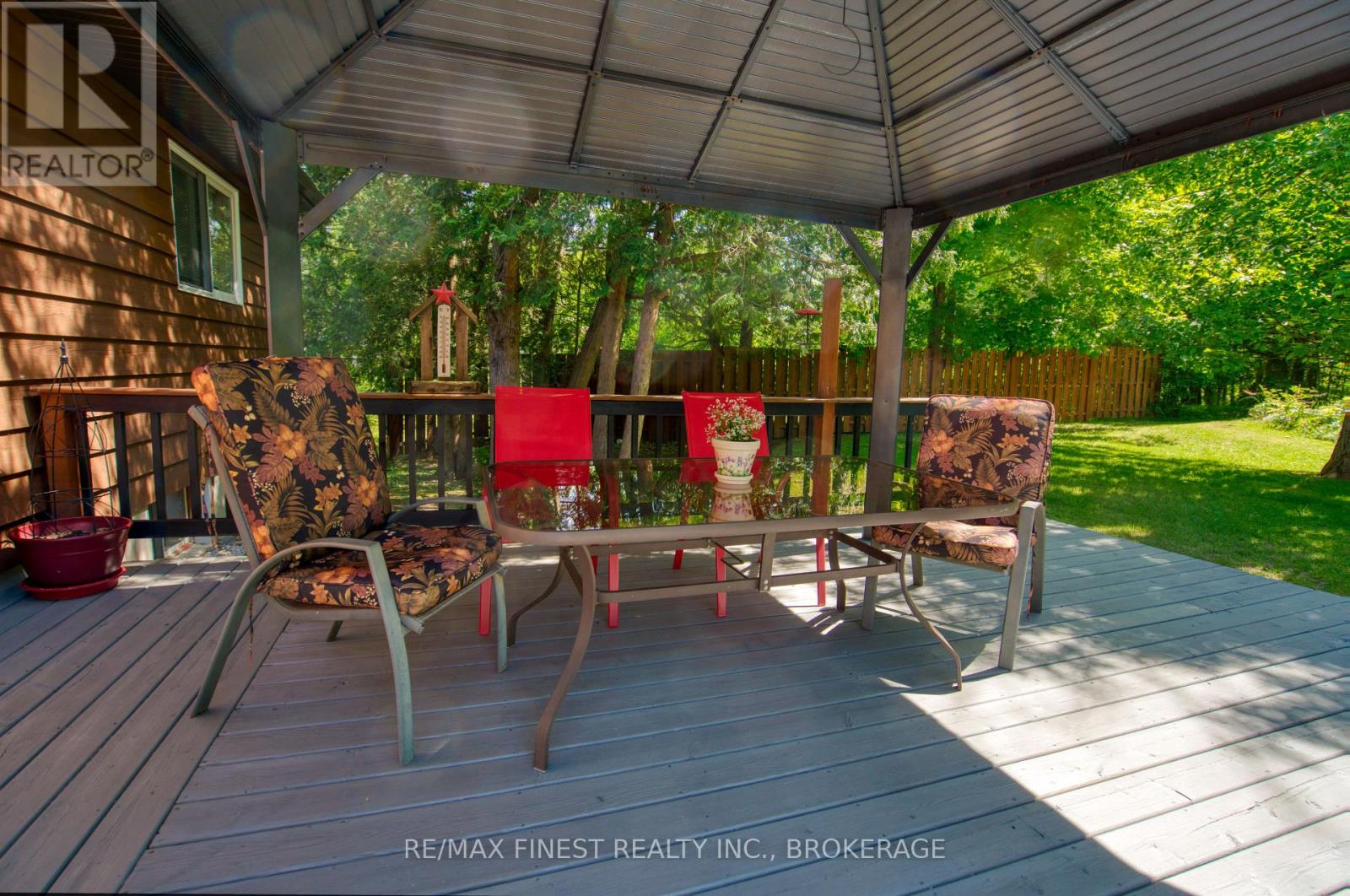 5895 DAVEY DRIVE - 27