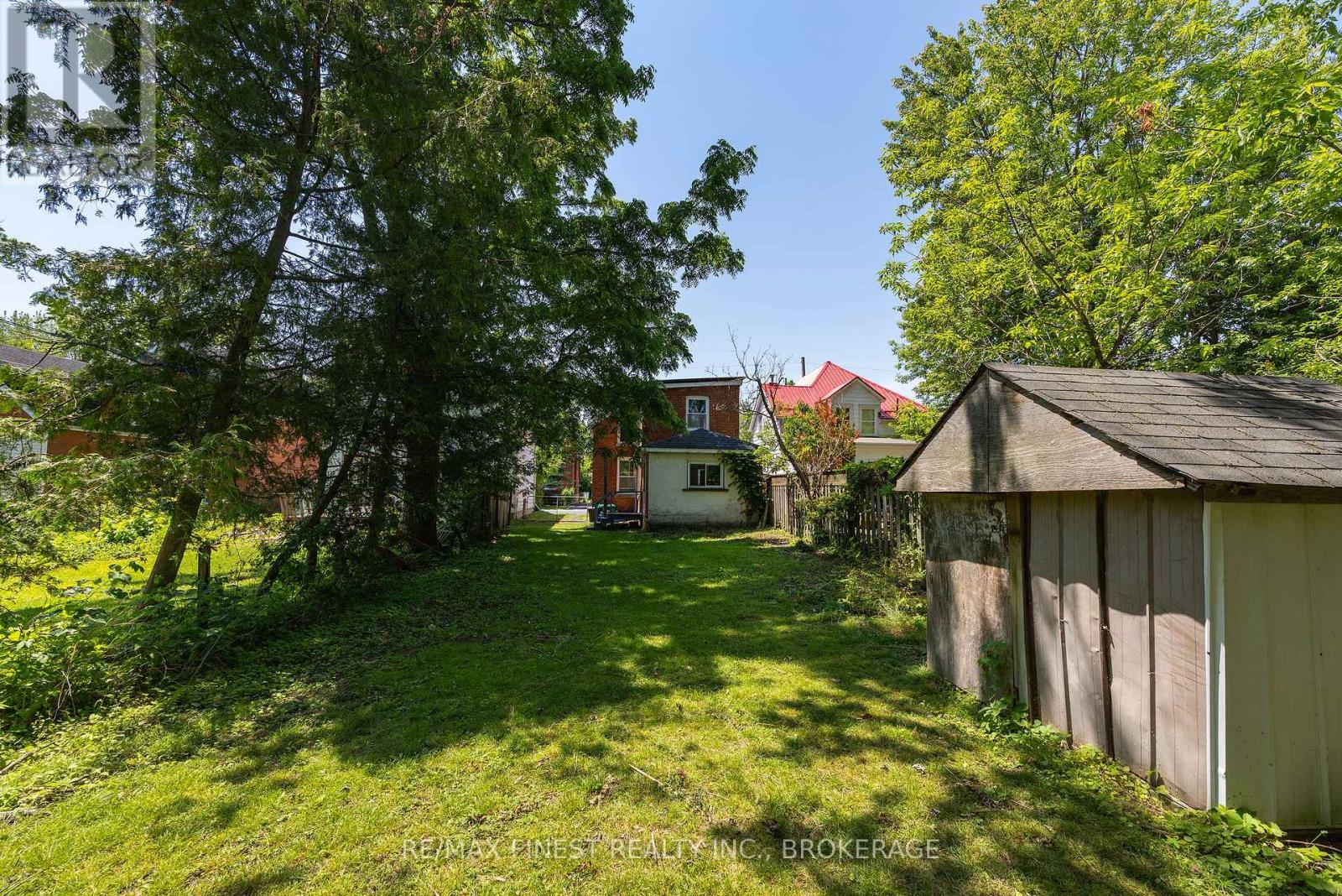 445 ALBERT STREET - 45
