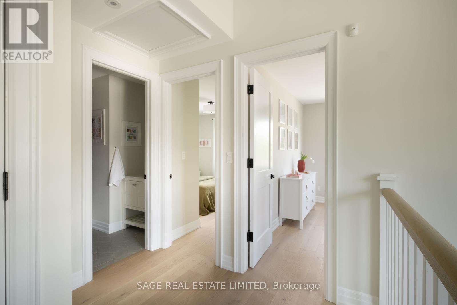59 KALMAR AVENUE - 32