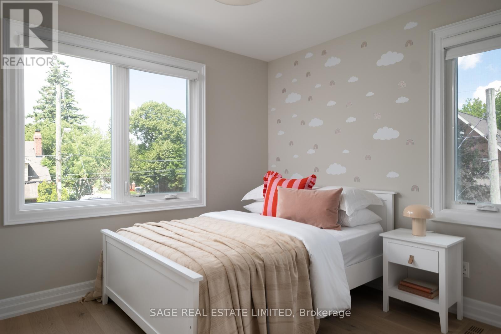 59 KALMAR AVENUE - 33