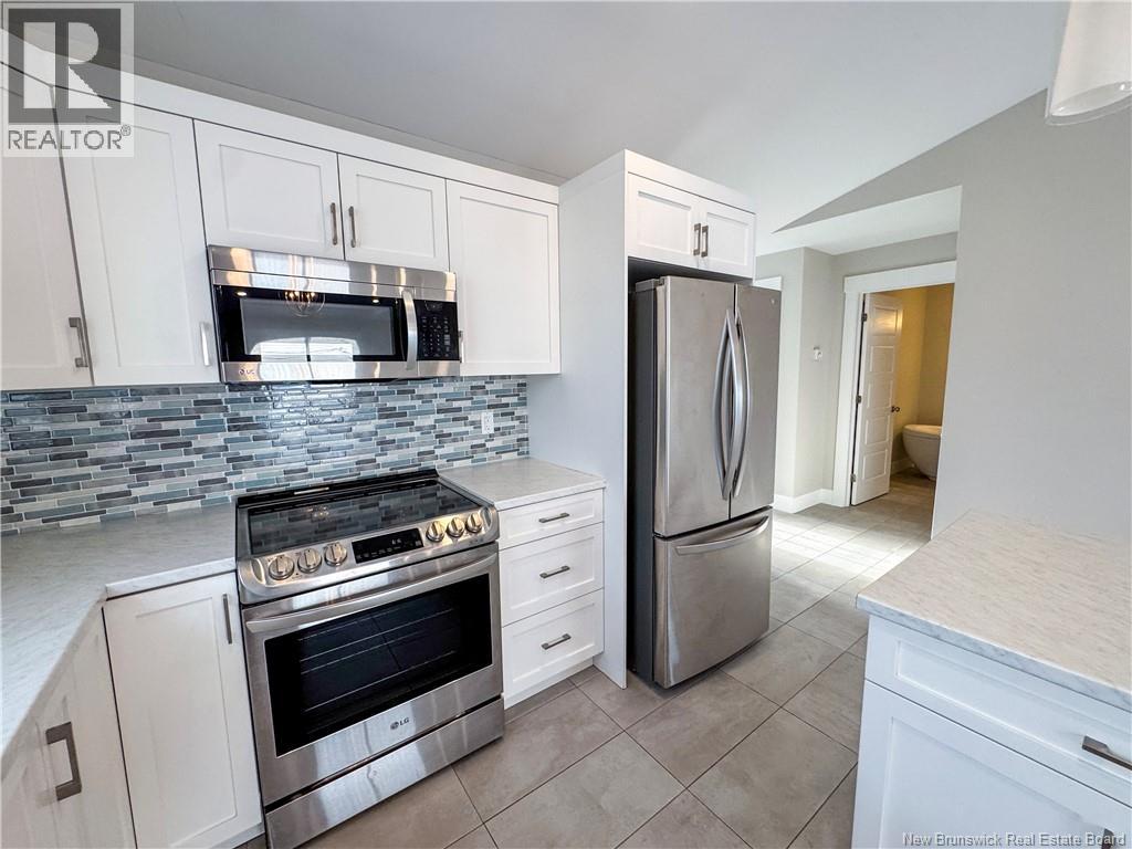 35 Anastasia Crescent - 11