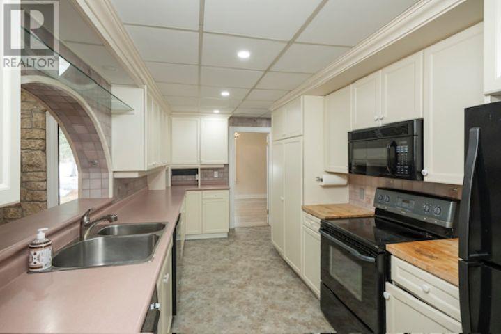327 Brunswick Street S - 5