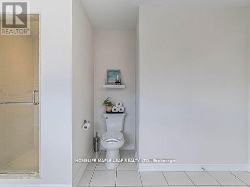47 HAWKE CRESCENT - 29