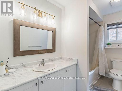 47 HAWKE CRESCENT - 37
