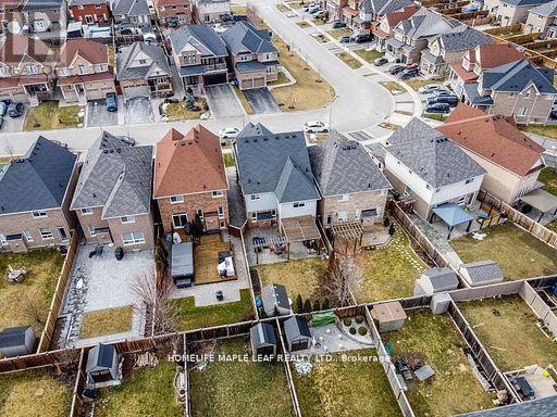 47 HAWKE CRESCENT - 49